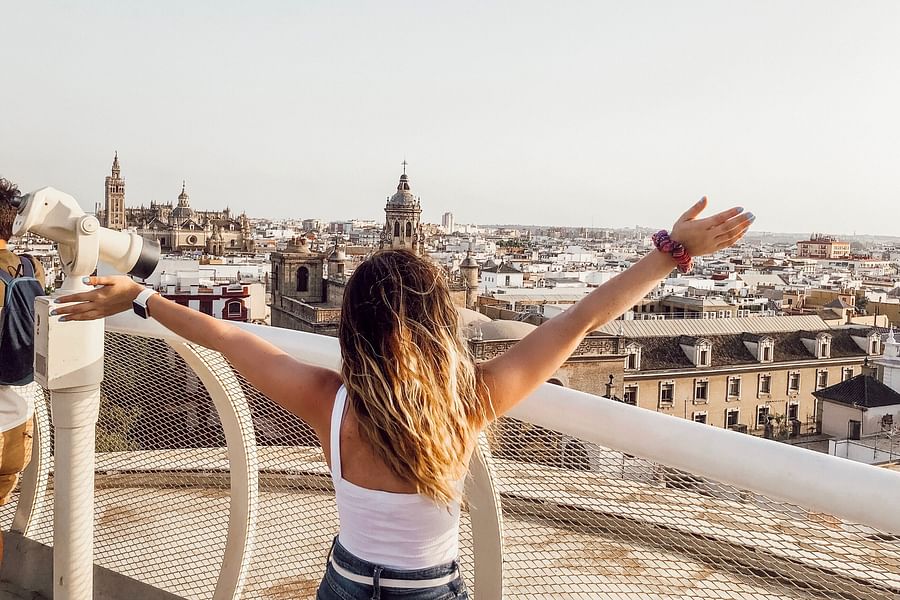 study abroad college students